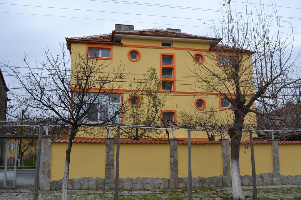 فيليكي بريسلاف Marinovata Kashta Guest House المظهر الخارجي الصورة