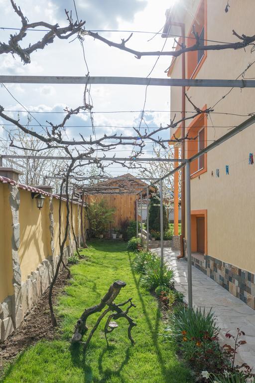 فيليكي بريسلاف Marinovata Kashta Guest House المظهر الخارجي الصورة